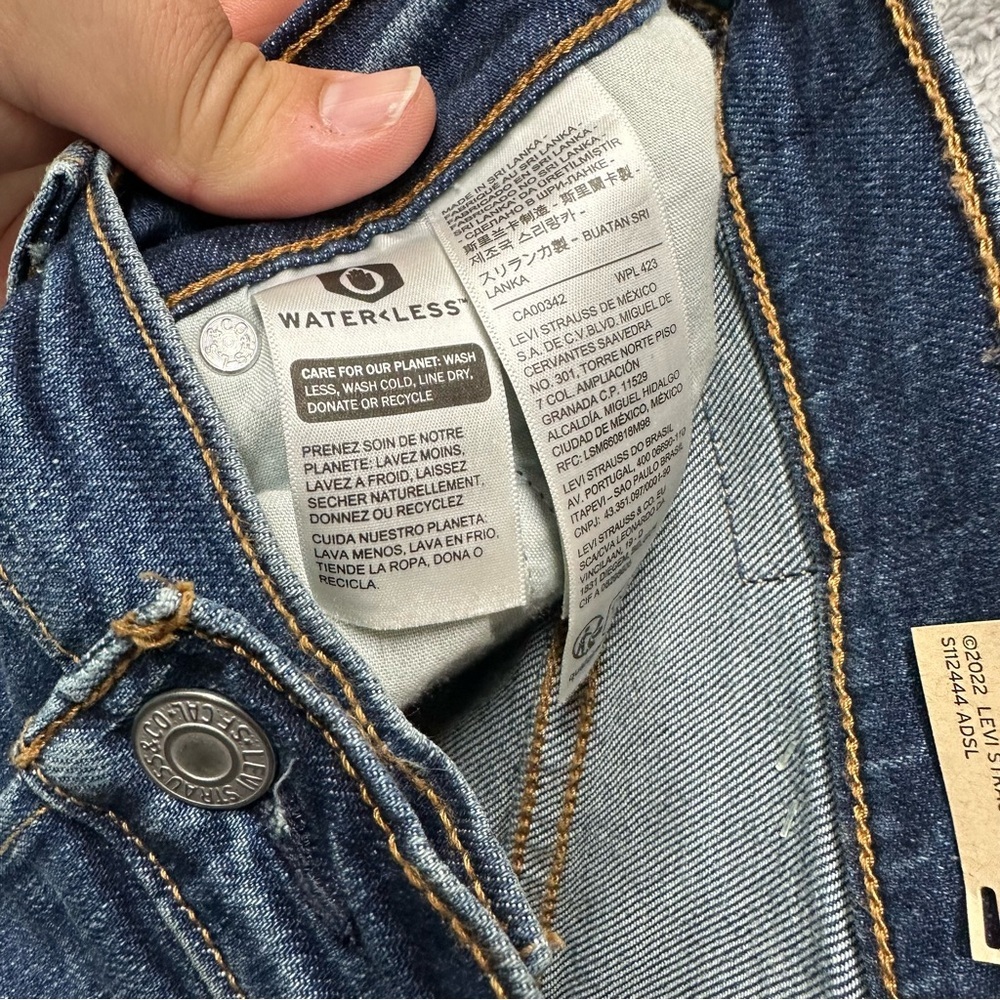NWT Levi’s Ribcage Straight Ankle Jeans 29x27 High Rise Medium Wash - Picture 8 of 12